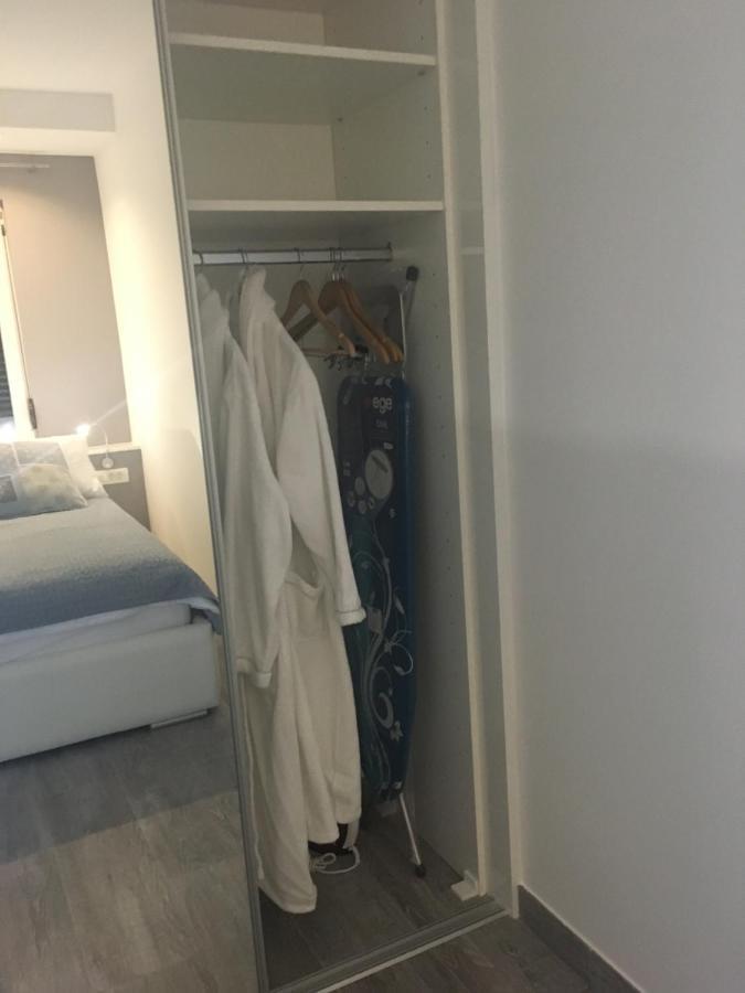 Appartement Mare à Rogoznica  Extérieur photo